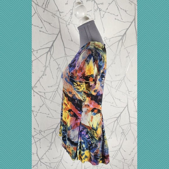 Dunia Abstract Colorful Printed Tunic Tee - Picture 2 of 4